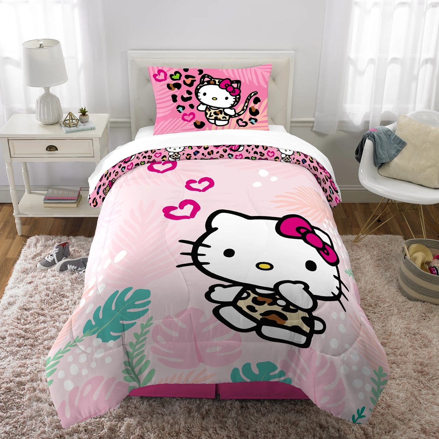 2-Piece Reversible Comforter Set for Twin/Full Beds, Pink, Sanrio