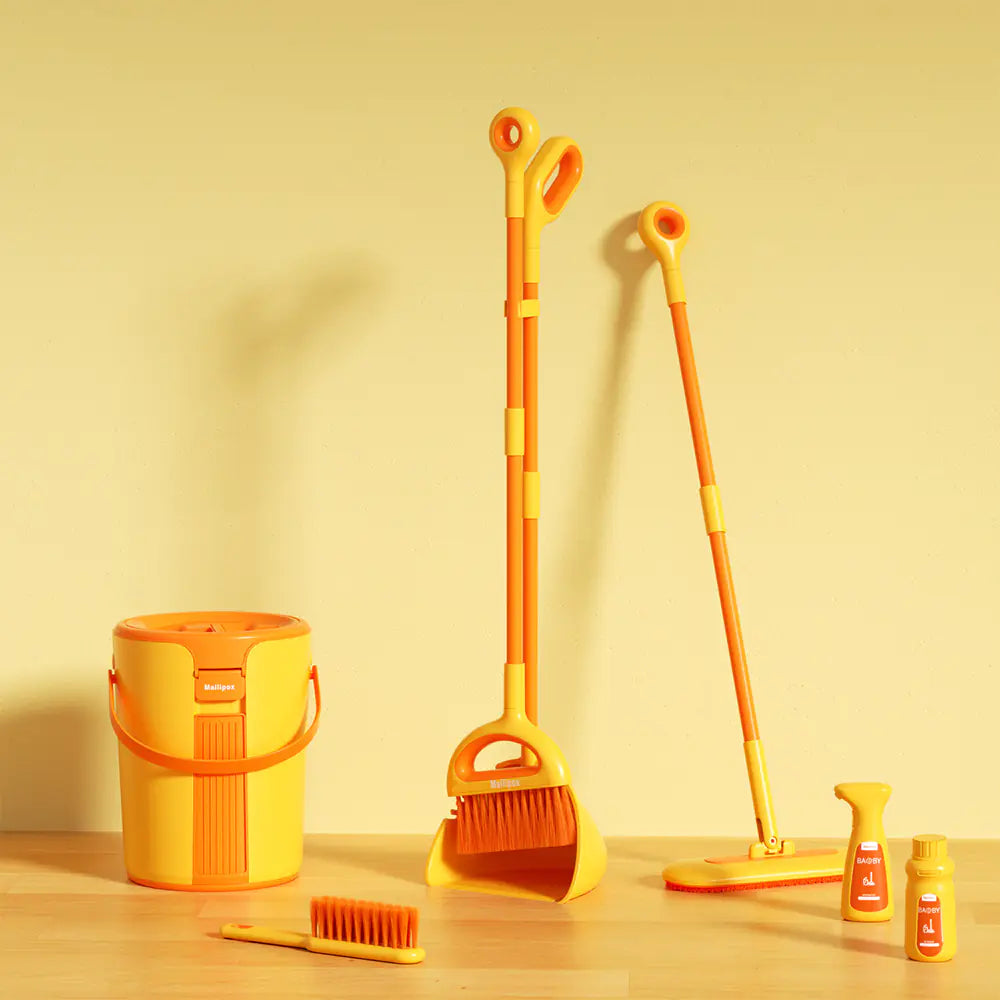 Junior Clean Wizard Electric Vacuum Set