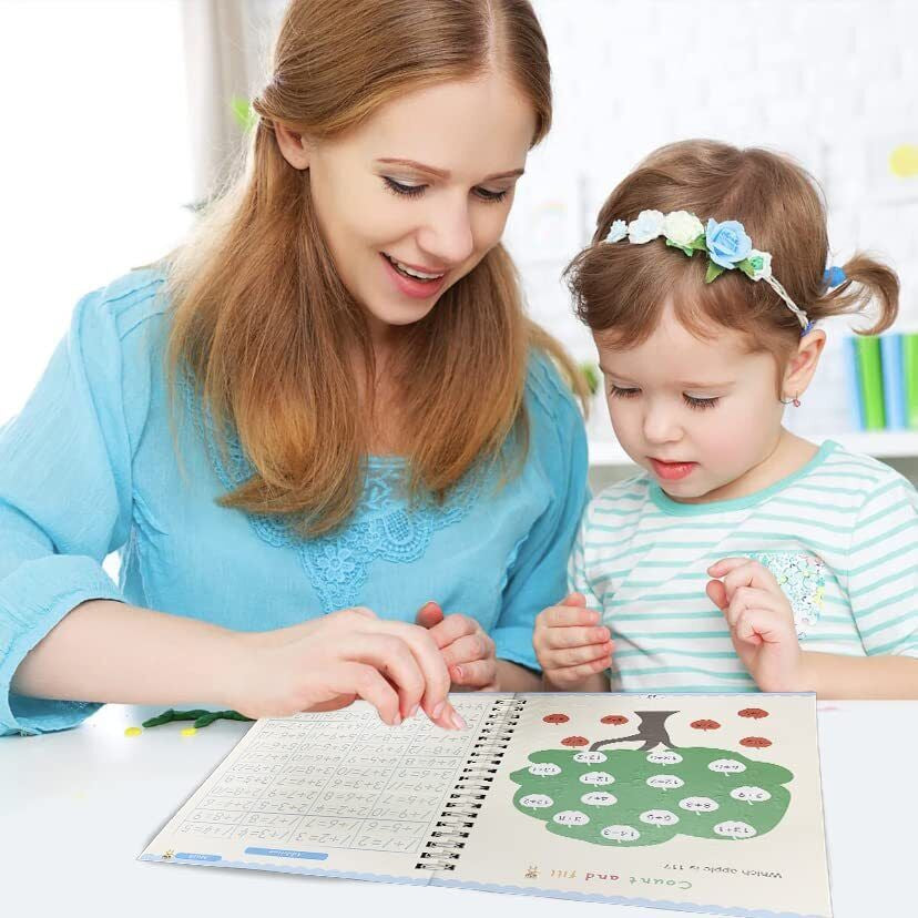 Set of 4 Reusable Grooved Writing Books for Children - Magic Copy Books with Ergonomic Handles