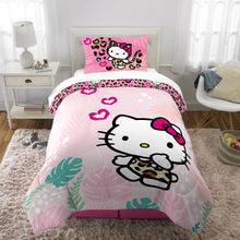 2-Piece Reversible Comforter Set for Twin/Full Beds, Pink, Sanrio