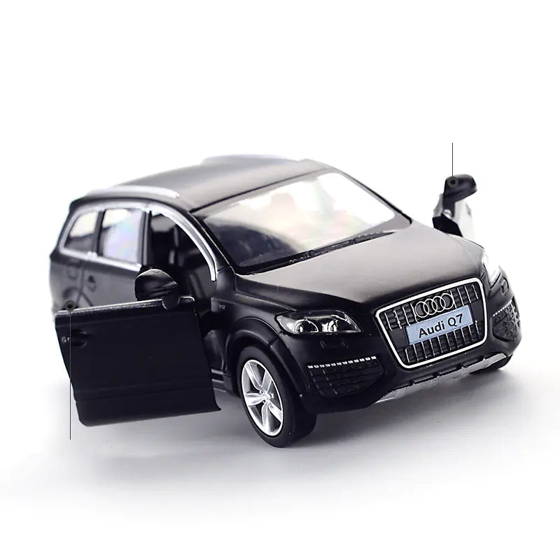Q7 SUV Miniature Alloy Toy Car