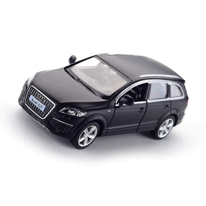 Q7 SUV Miniature Alloy Toy Car