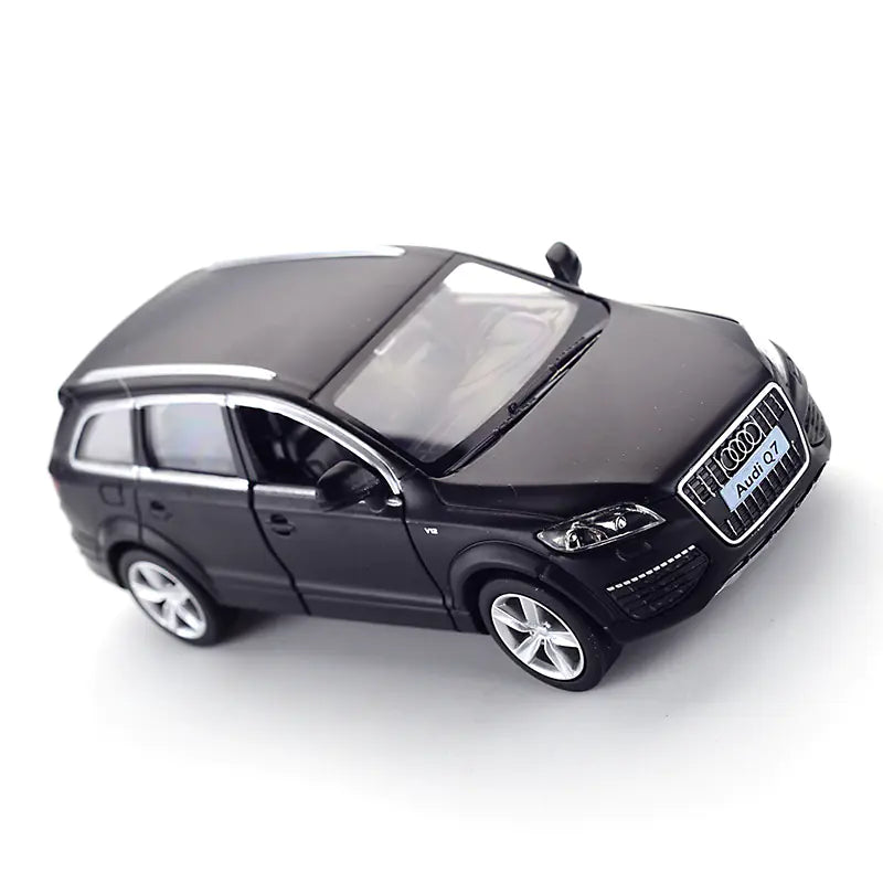 Q7 SUV Miniature Alloy Toy Car
