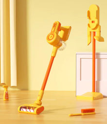Junior Clean Wizard Electric Vacuum Set